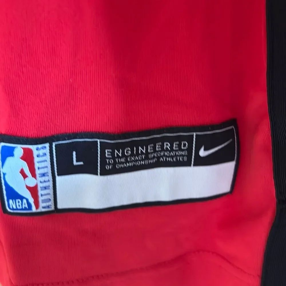 NEW with Tags Nike NBA Raptors long sleeve drifit shirt